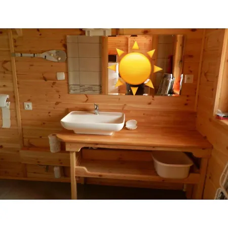 Sloneczna Przystan 別荘 サシノ